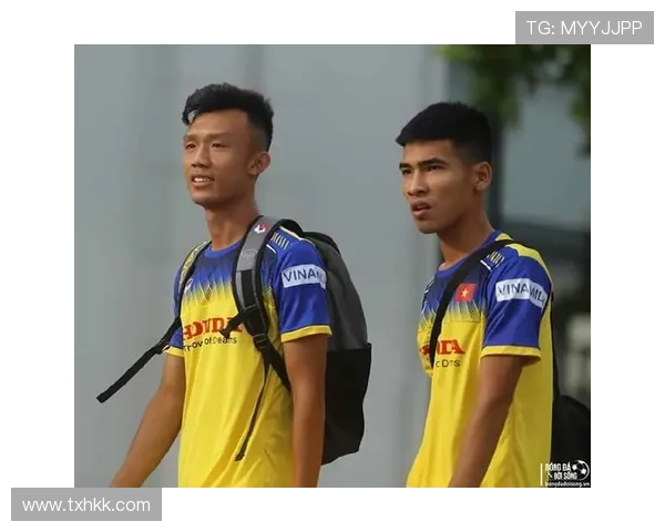 阮庭北禁区险送点VAR救越南