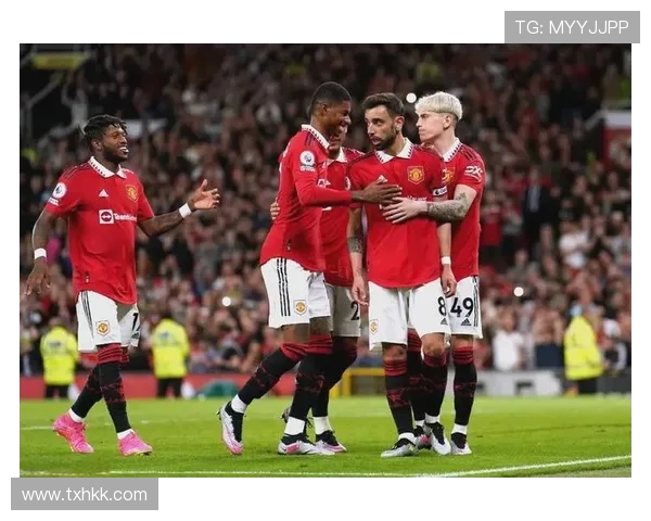 曼联逼近欧冠资格利物浦自毁前程